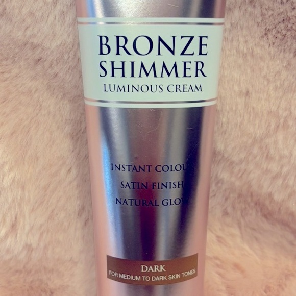 New!  Bronze Shimmer Dark tanning cream 💋👸🏼 - Picture 1 of 5
